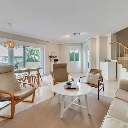 Townhouse Sonora Μαρμπέλλα